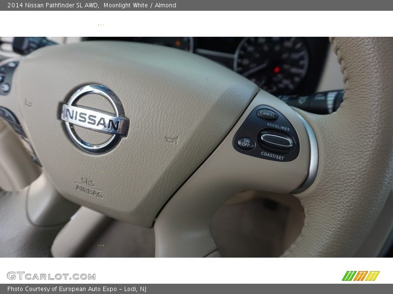 Moonlight White / Almond 2014 Nissan Pathfinder SL AWD