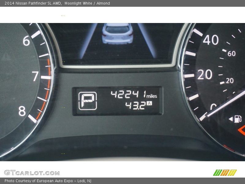 Moonlight White / Almond 2014 Nissan Pathfinder SL AWD