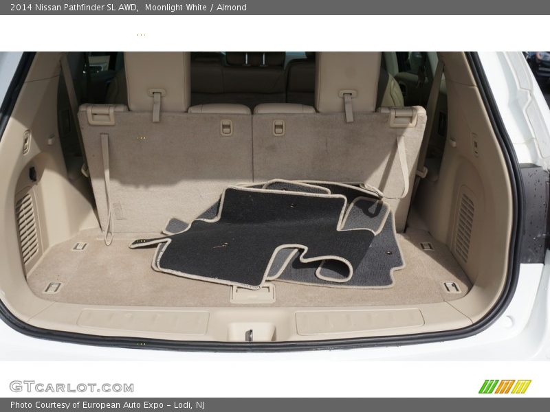 Moonlight White / Almond 2014 Nissan Pathfinder SL AWD