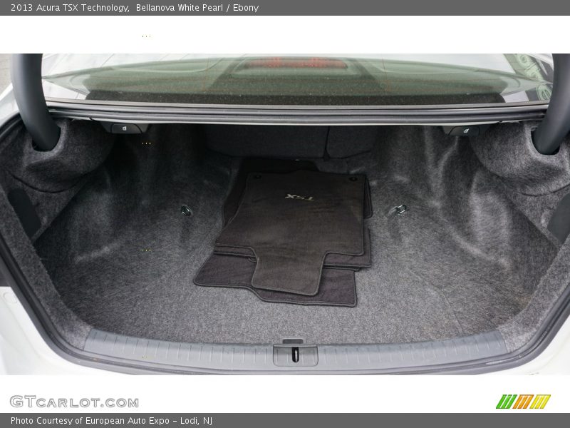 Bellanova White Pearl / Ebony 2013 Acura TSX Technology