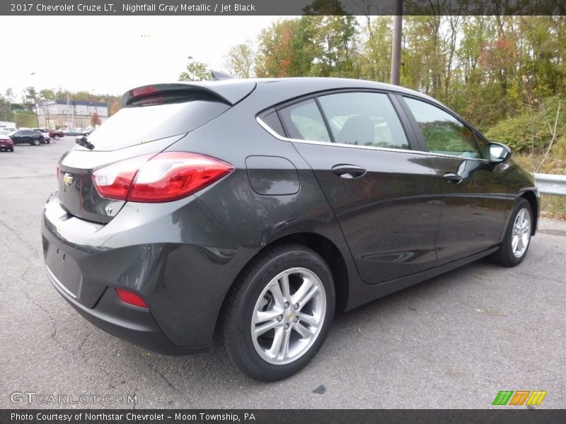 Nightfall Gray Metallic / Jet Black 2017 Chevrolet Cruze LT