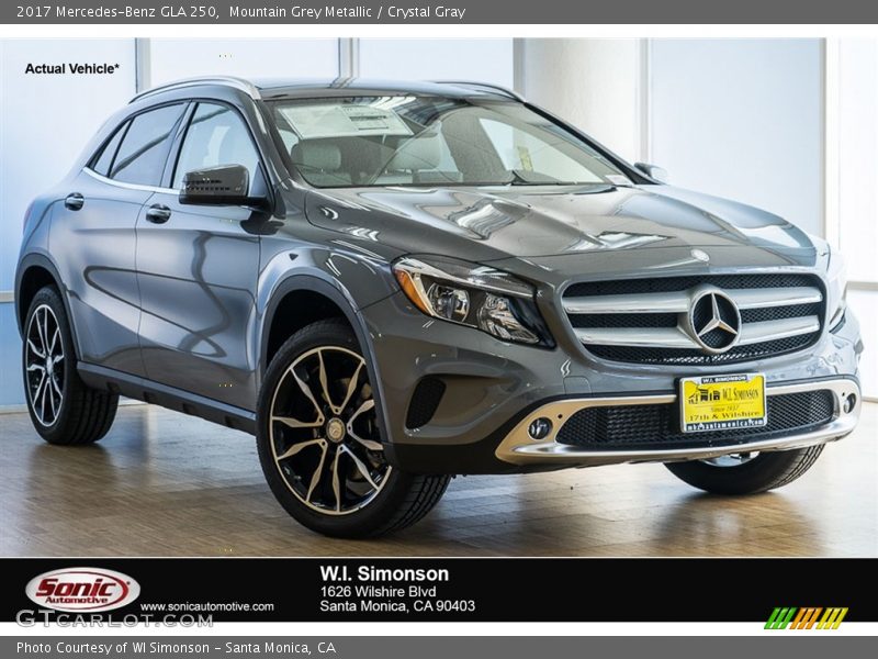 Mountain Grey Metallic / Crystal Gray 2017 Mercedes-Benz GLA 250