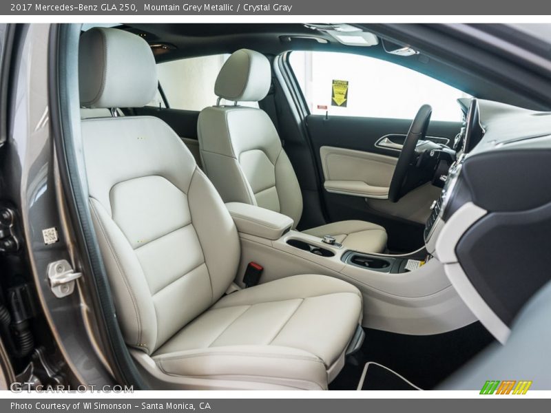 Mountain Grey Metallic / Crystal Gray 2017 Mercedes-Benz GLA 250
