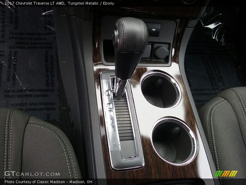 Tungsten Metallic / Ebony 2017 Chevrolet Traverse LT AWD