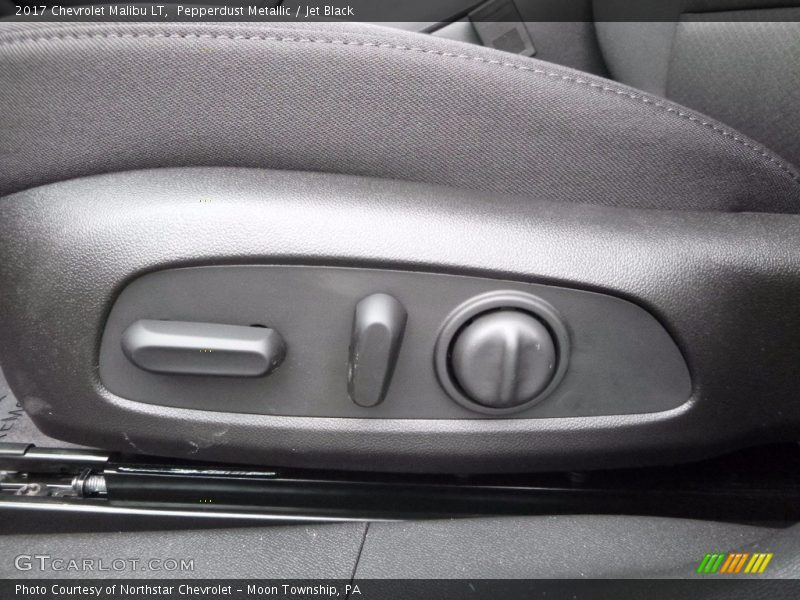 Pepperdust Metallic / Jet Black 2017 Chevrolet Malibu LT