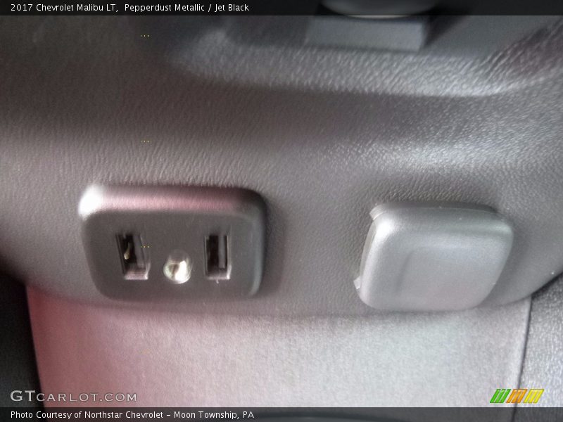 Pepperdust Metallic / Jet Black 2017 Chevrolet Malibu LT