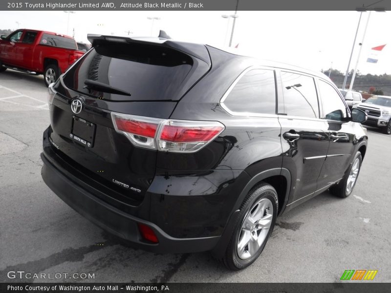 Attitude Black Metallic / Black 2015 Toyota Highlander Limited AWD