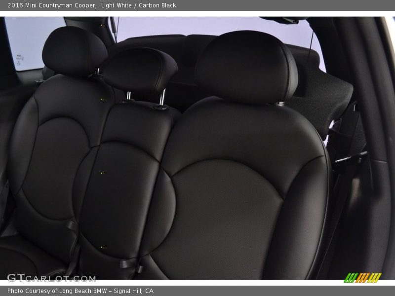 Light White / Carbon Black 2016 Mini Countryman Cooper