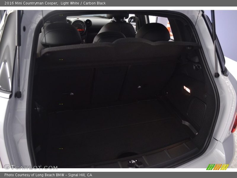 Light White / Carbon Black 2016 Mini Countryman Cooper