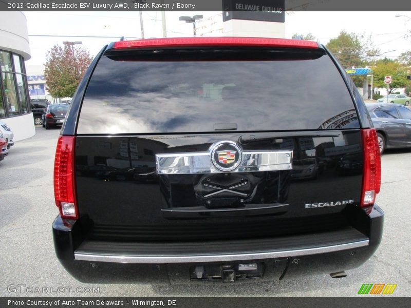 Black Raven / Ebony 2013 Cadillac Escalade ESV Luxury AWD