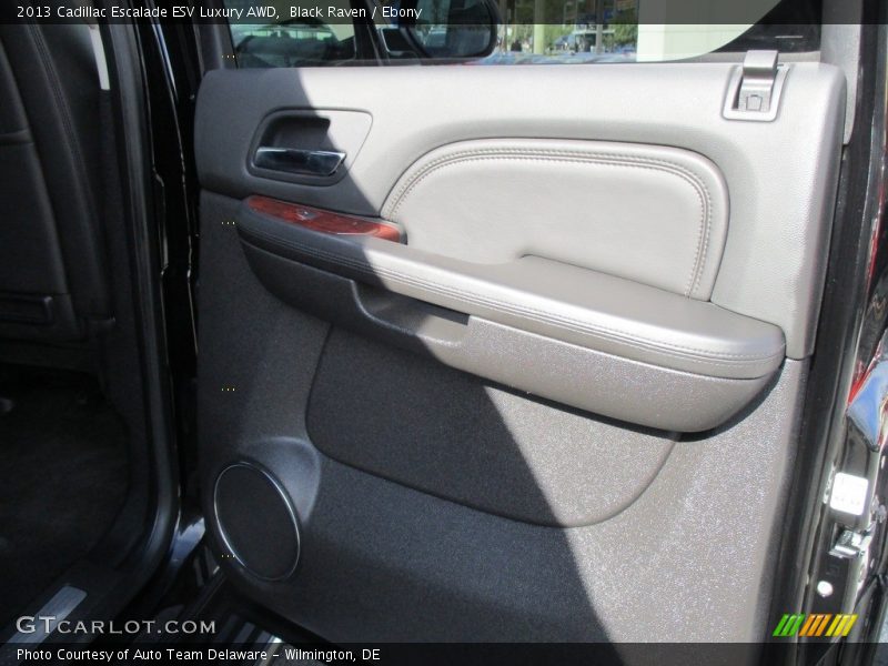 Black Raven / Ebony 2013 Cadillac Escalade ESV Luxury AWD
