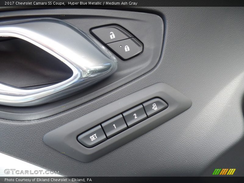 Hyper Blue Metallic / Medium Ash Gray 2017 Chevrolet Camaro SS Coupe