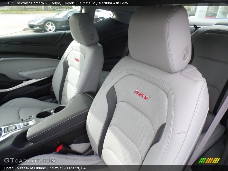 Hyper Blue Metallic / Medium Ash Gray 2017 Chevrolet Camaro SS Coupe