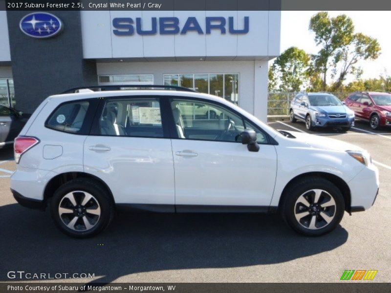 Crystal White Pearl / Gray 2017 Subaru Forester 2.5i