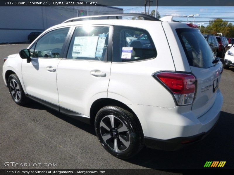 Crystal White Pearl / Gray 2017 Subaru Forester 2.5i