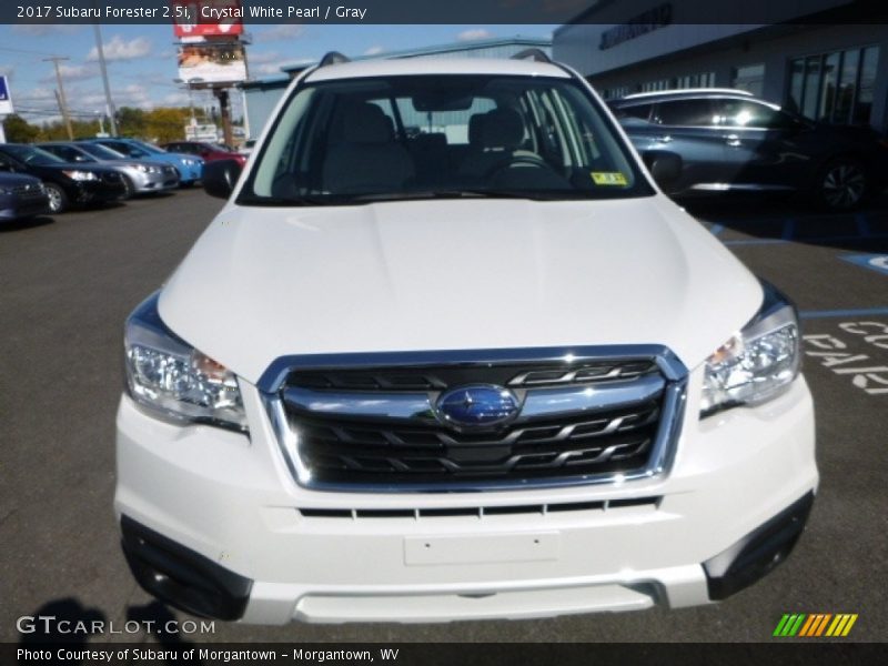 Crystal White Pearl / Gray 2017 Subaru Forester 2.5i