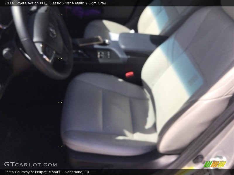 Classic Silver Metallic / Light Gray 2014 Toyota Avalon XLE