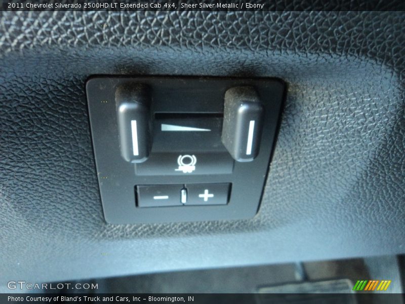 Sheer Silver Metallic / Ebony 2011 Chevrolet Silverado 2500HD LT Extended Cab 4x4