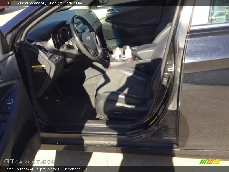 Midnight Black / Black 2012 Hyundai Sonata SE