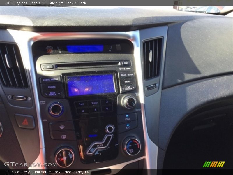 Midnight Black / Black 2012 Hyundai Sonata SE