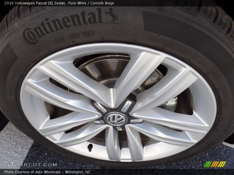 Pure White / Cornsilk Beige 2016 Volkswagen Passat SEL Sedan