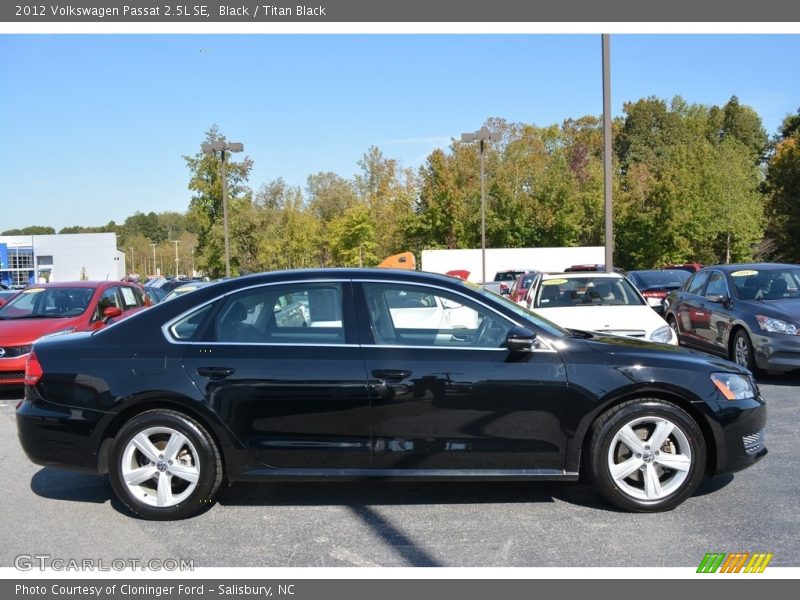 Black / Titan Black 2012 Volkswagen Passat 2.5L SE