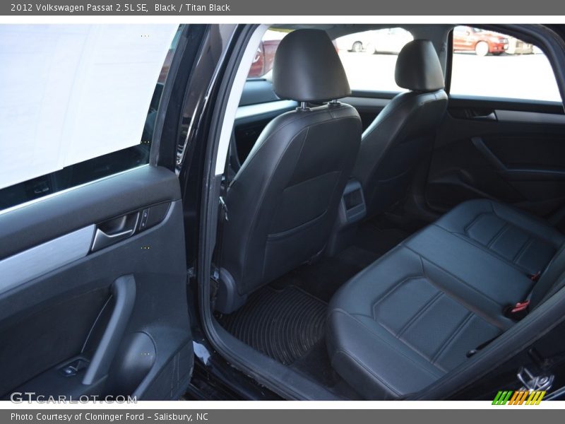Black / Titan Black 2012 Volkswagen Passat 2.5L SE