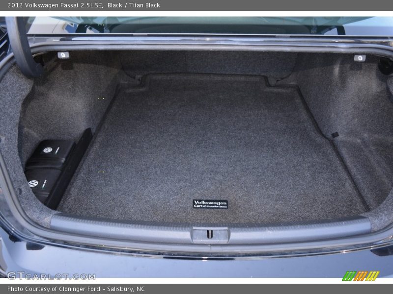 Black / Titan Black 2012 Volkswagen Passat 2.5L SE