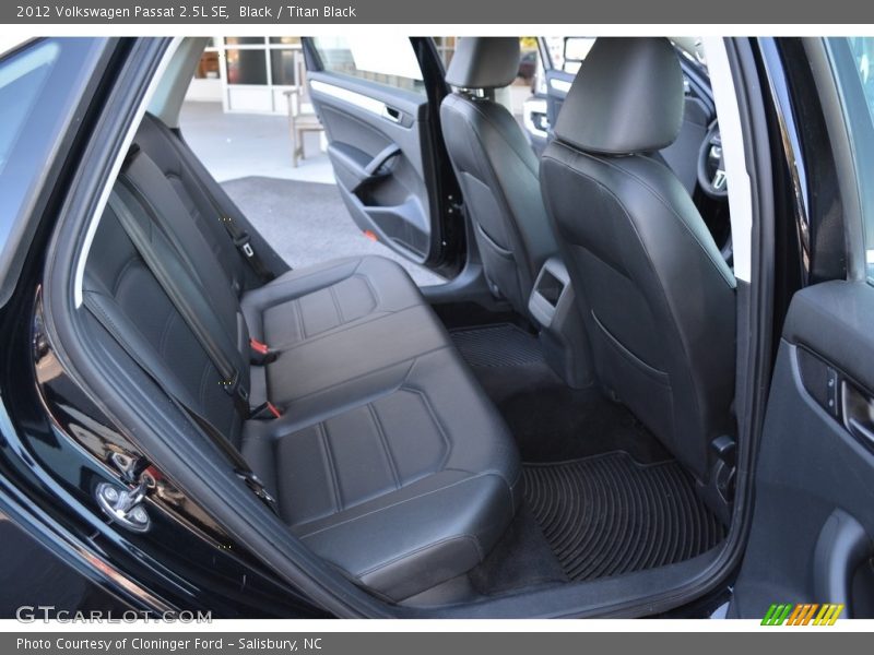 Black / Titan Black 2012 Volkswagen Passat 2.5L SE