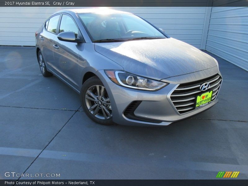 Gray / Gray 2017 Hyundai Elantra SE