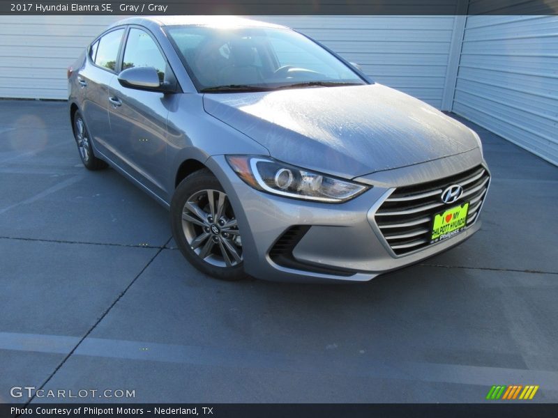 Gray / Gray 2017 Hyundai Elantra SE