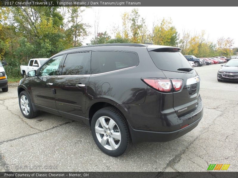 Tungsten Metallic / Dark Titanium/Light Titanium 2017 Chevrolet Traverse LT