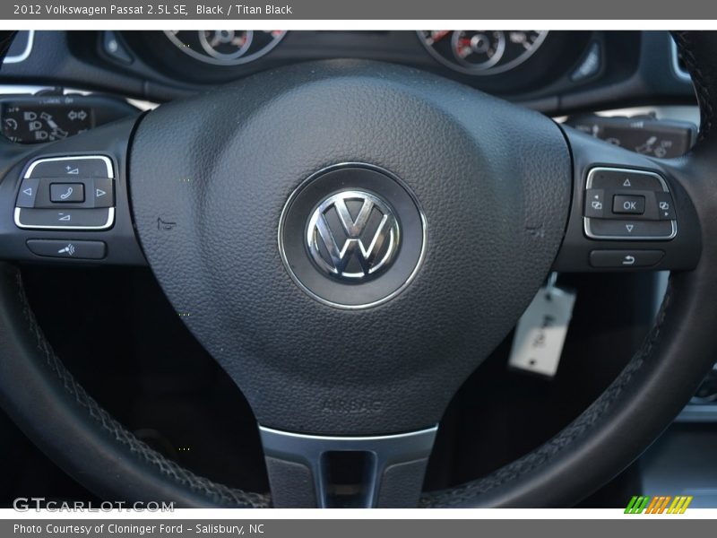 Black / Titan Black 2012 Volkswagen Passat 2.5L SE