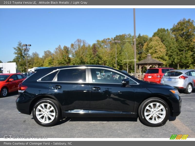 Attitude Black Metallic / Light Gray 2013 Toyota Venza LE