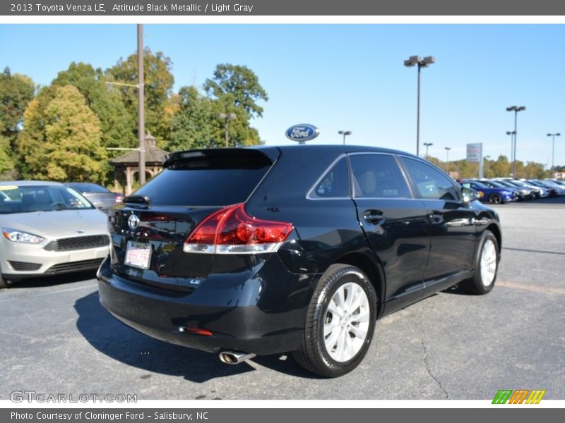 Attitude Black Metallic / Light Gray 2013 Toyota Venza LE