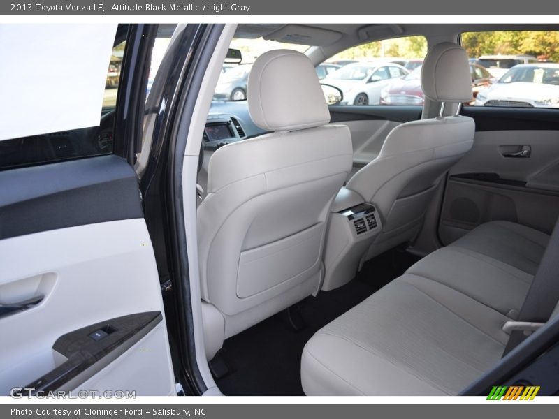 Attitude Black Metallic / Light Gray 2013 Toyota Venza LE