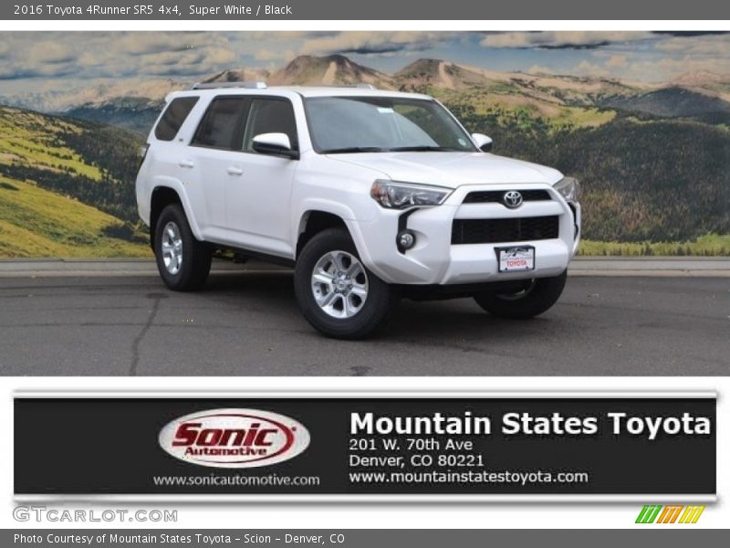 Super White / Black 2016 Toyota 4Runner SR5 4x4