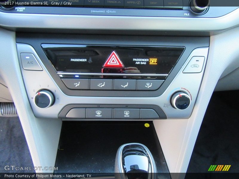 Gray / Gray 2017 Hyundai Elantra SE