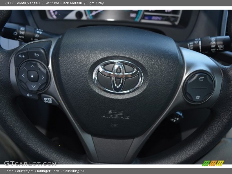 Attitude Black Metallic / Light Gray 2013 Toyota Venza LE
