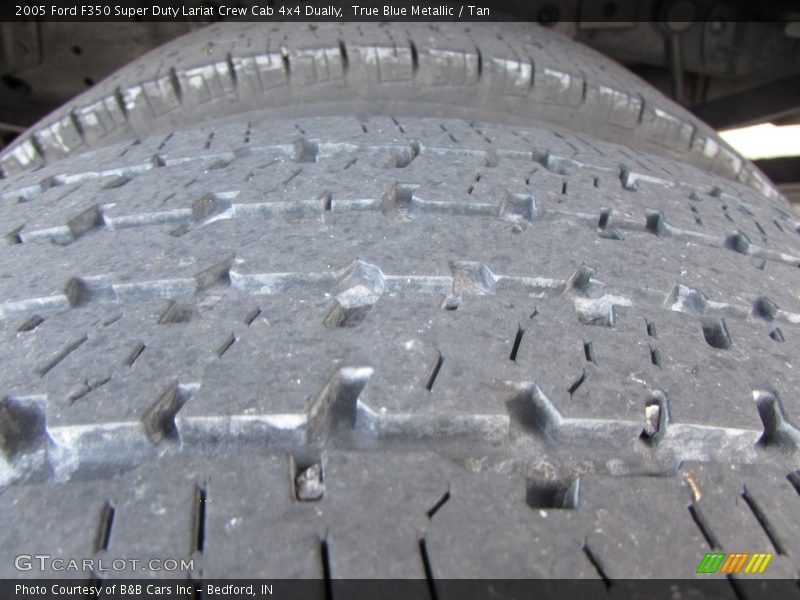 True Blue Metallic / Tan 2005 Ford F350 Super Duty Lariat Crew Cab 4x4 Dually