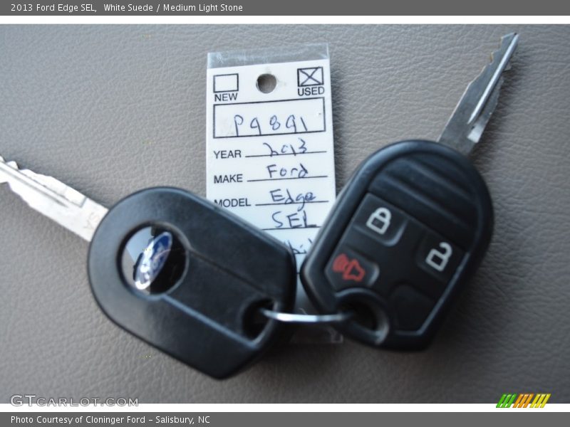White Suede / Medium Light Stone 2013 Ford Edge SEL