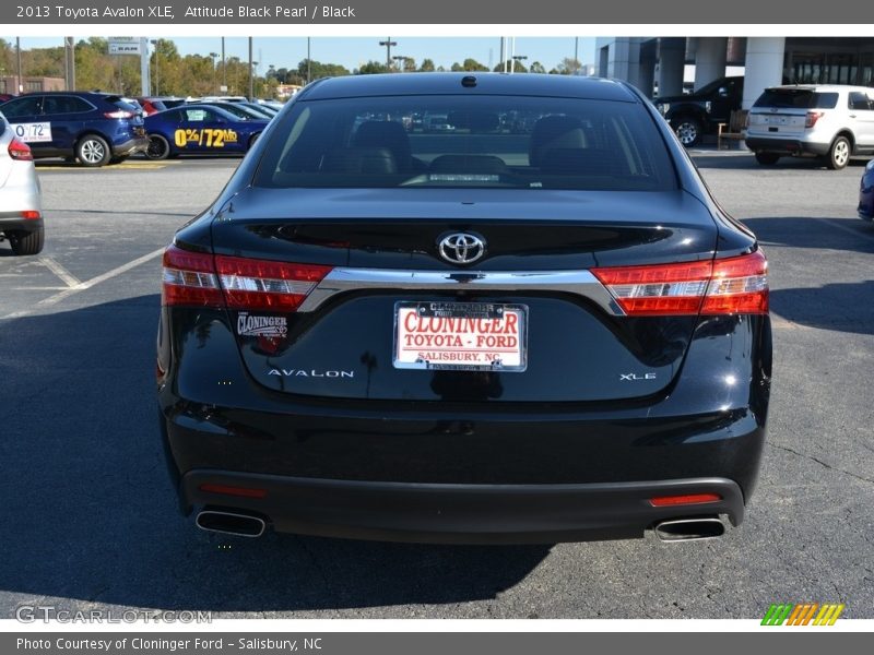 Attitude Black Pearl / Black 2013 Toyota Avalon XLE
