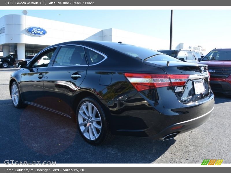 Attitude Black Pearl / Black 2013 Toyota Avalon XLE