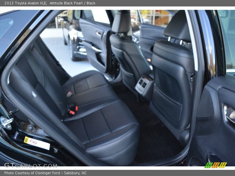 Attitude Black Pearl / Black 2013 Toyota Avalon XLE
