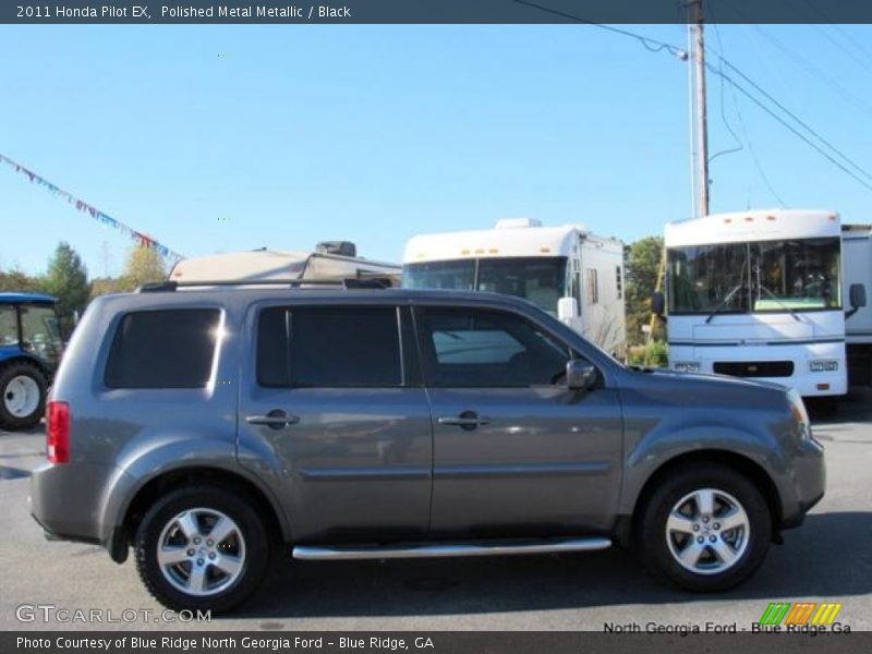 Polished Metal Metallic / Black 2011 Honda Pilot EX