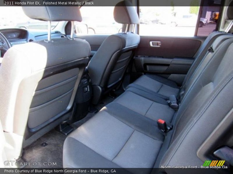 Polished Metal Metallic / Black 2011 Honda Pilot EX