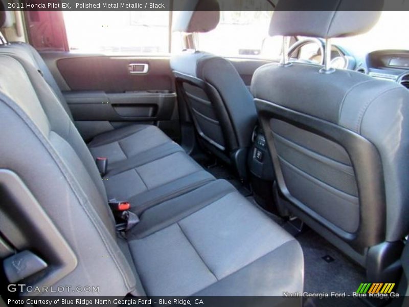 Polished Metal Metallic / Black 2011 Honda Pilot EX