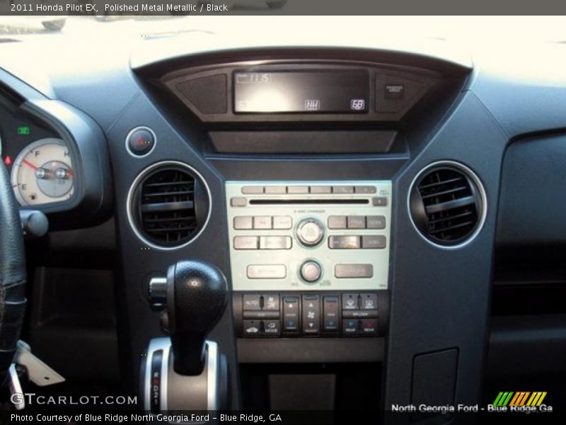 Polished Metal Metallic / Black 2011 Honda Pilot EX