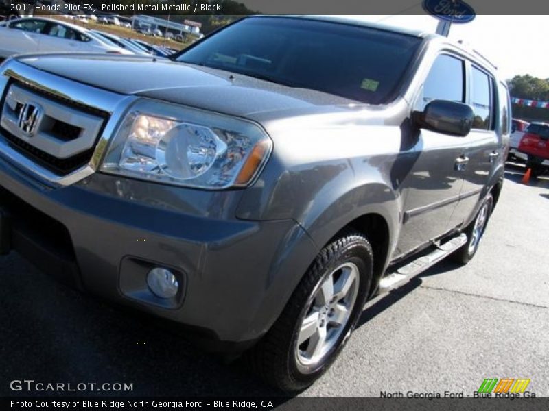 Polished Metal Metallic / Black 2011 Honda Pilot EX