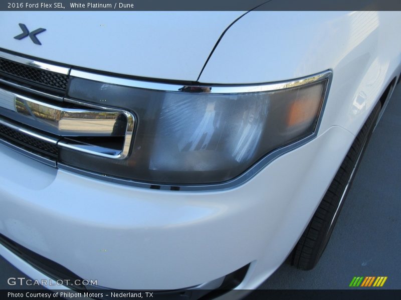 White Platinum / Dune 2016 Ford Flex SEL